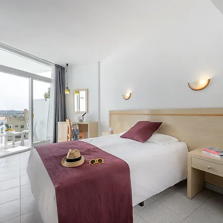 Vibra Riviera Hotel 3*