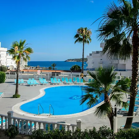 Vibra Riviera Hotel 3*
